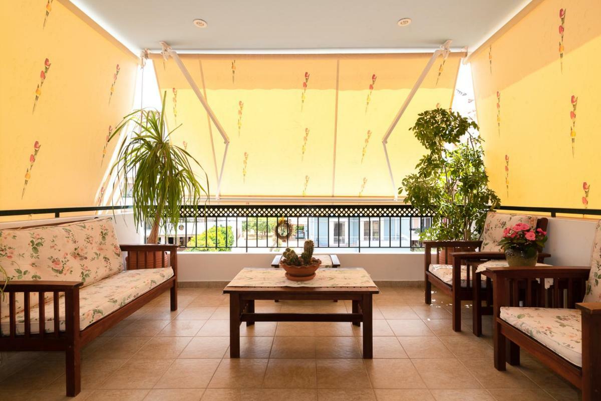 Penthouse 5 Min From Airport And Sea Apartment Markopoulo Mesogaias Exterior photo